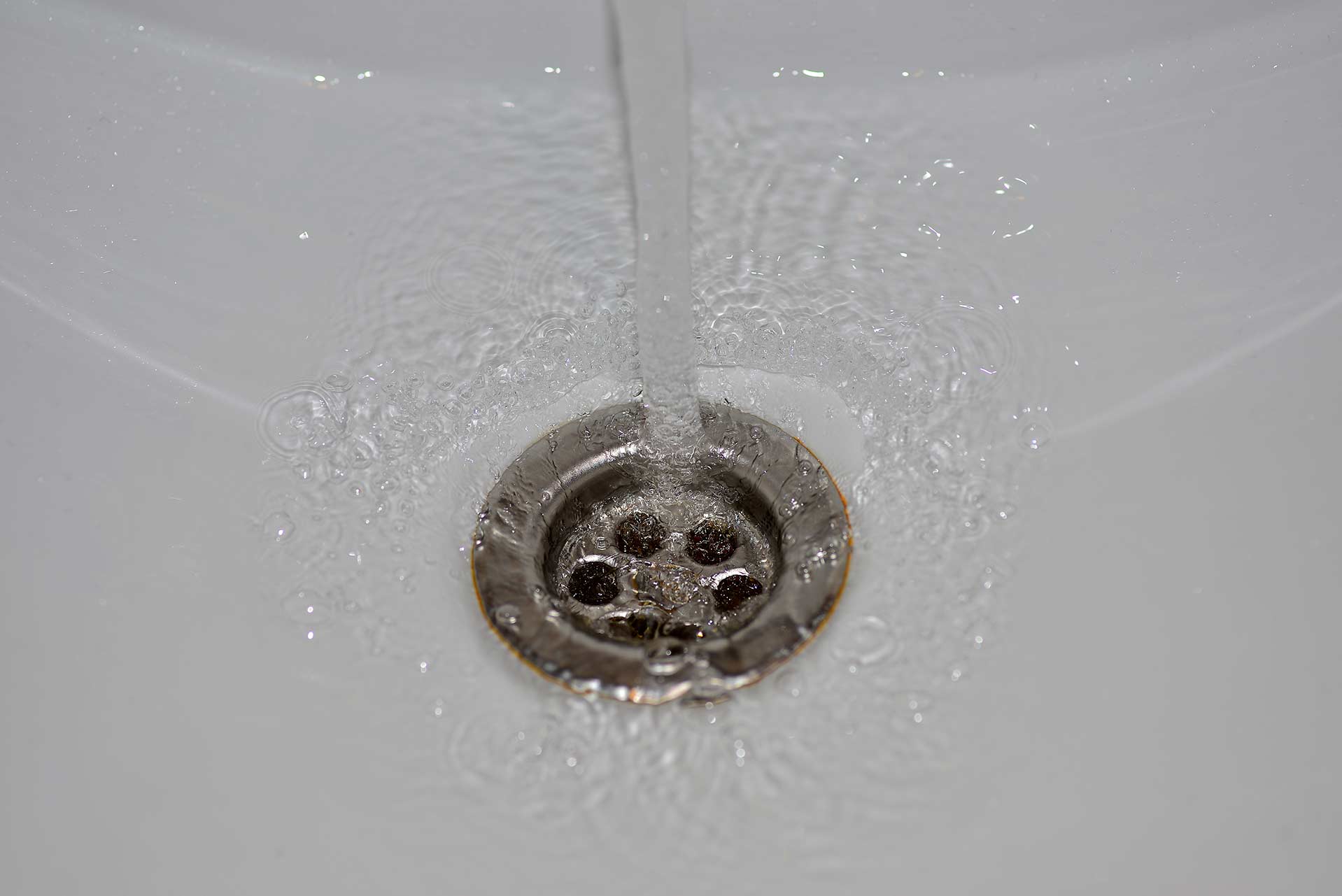 A2B Drains provides services to unblock blocked sinks and drains for properties in Sunderland.